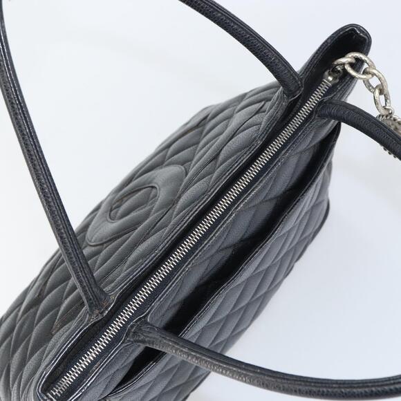 CHANEL Matelasse Reprint Tote Bag Caviar Skin Black CC Auth 160246A - Picture 6 of 16